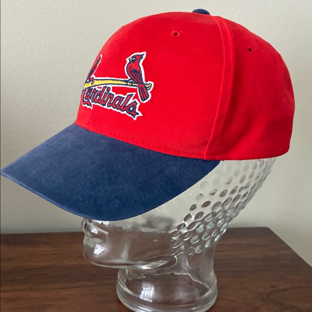 VINTAGE ST. LOUIS CARDINALS RED STARTER
BASEBALL HAT SNAP BACK